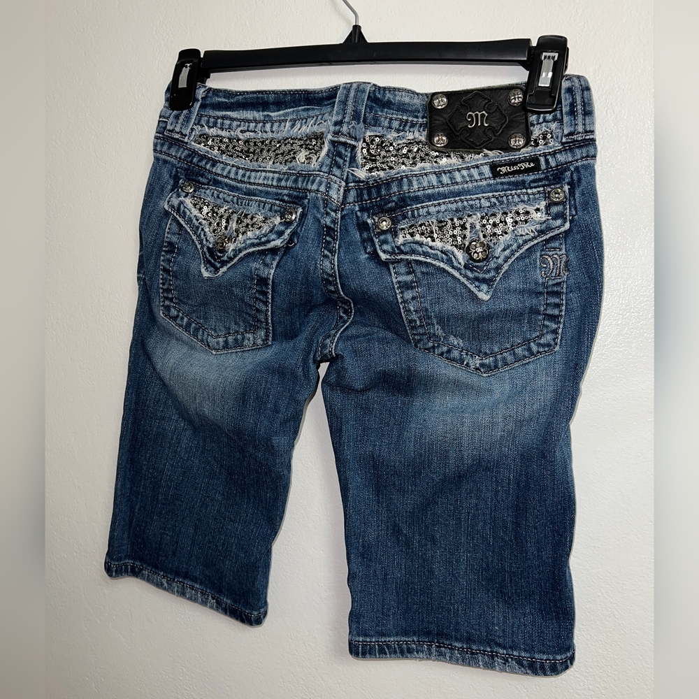 Miss Me Denim Bermuda Shorts Size 28 - Picture 5 of 13